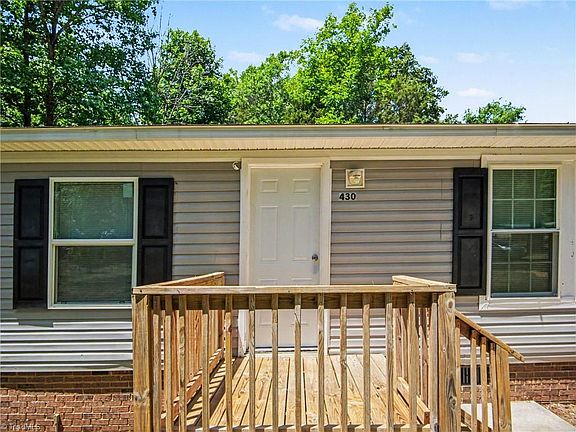4th image of 430 Charolais Dr