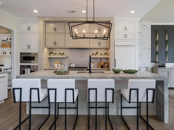 106 Lexington Mnr, Glenmoore, PA 19343