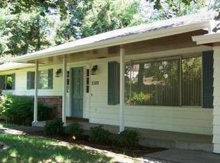 3380 SW 70th Ave, Portland, OR 97225