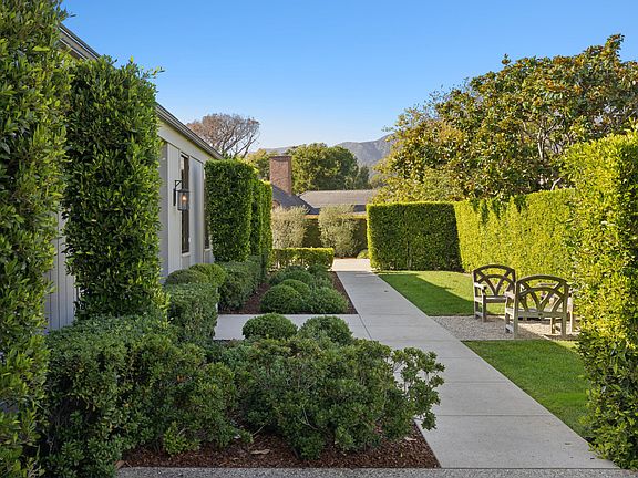 2nd image of 2079 Birnam Wood Dr
