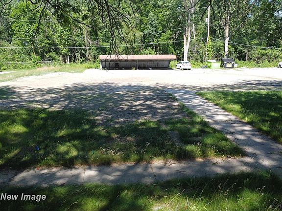 2nd image of 3681 Bernice Dr