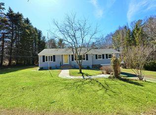 46 NW Main St, Douglas, MA 01516