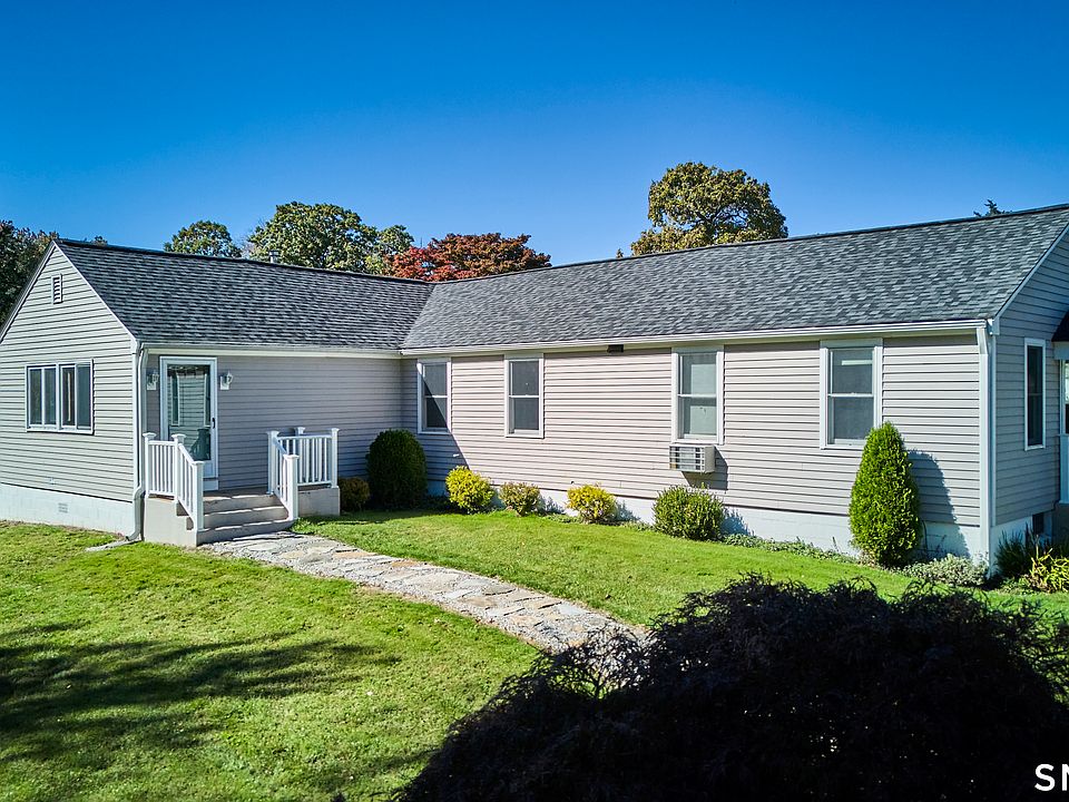 1st image of 252 Boston Post Road