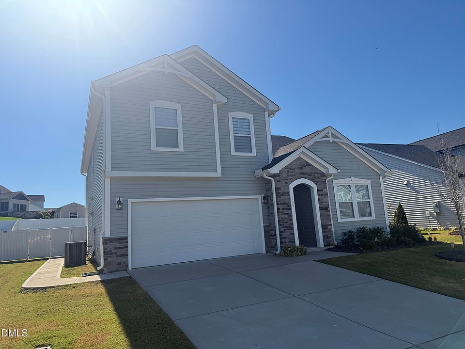 1st image of 235 Mallard Loop Dr