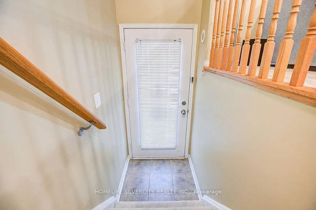 2 bed, $2,850 — Photo 3
