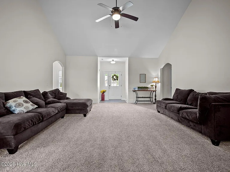 251 Breakwater Dr — Photo 22