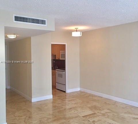 4th image of 1408 Brickell Bay Dr APT 516