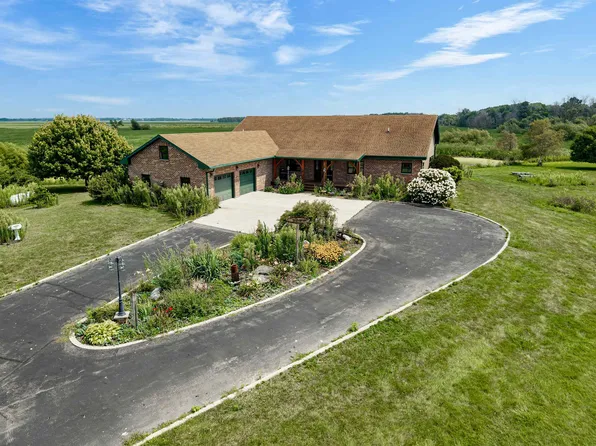 1328 County Road M, Pickett, WI 54964
