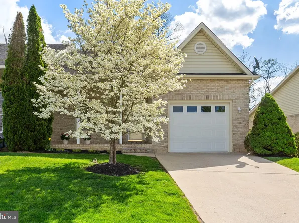 1243 White Rock Ct, Woodstock, VA 22664