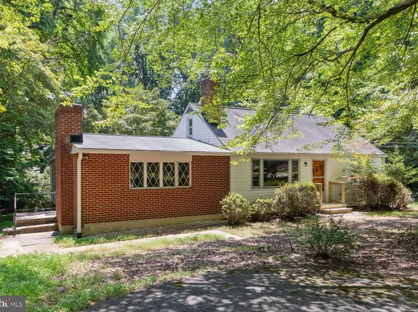 11131 Ridgeway Ave S, Lutherville, MD 21093