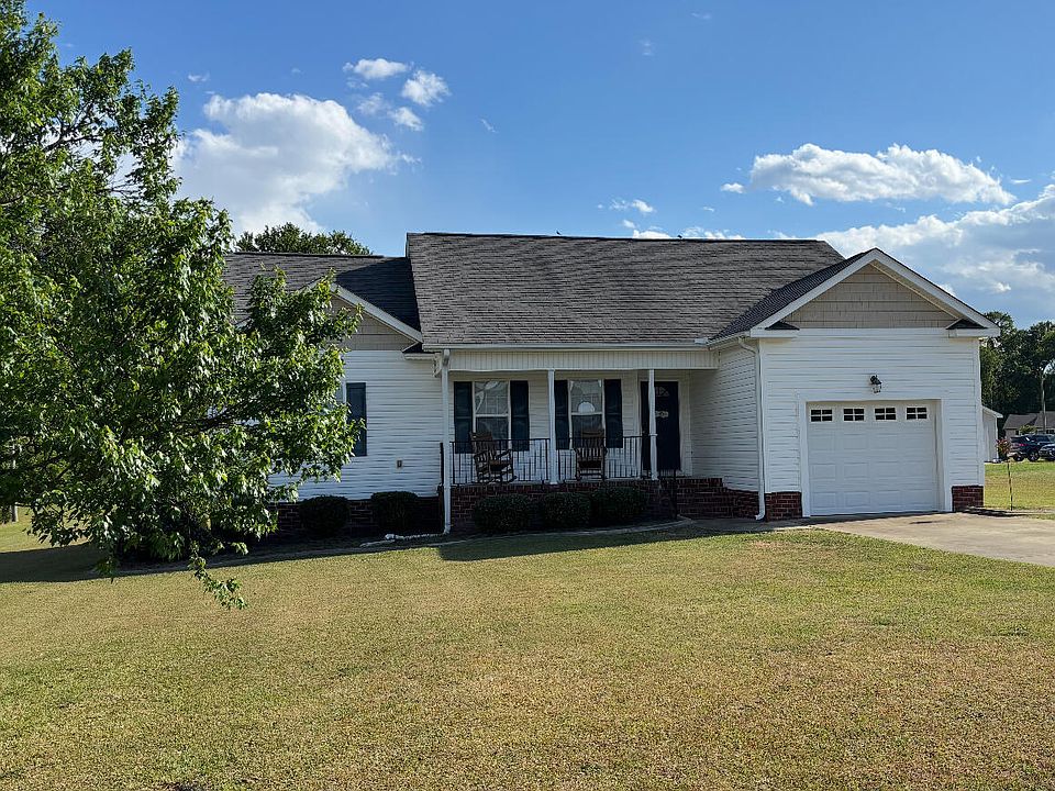 1st image of 114 Hooks Glenn Dr