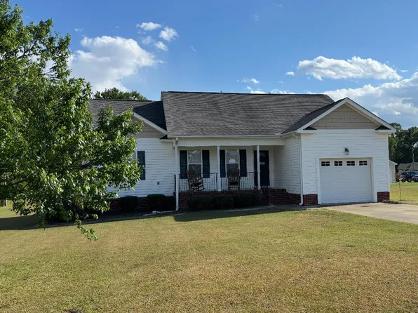 114 Hooks Glenn Dr, Kenly, NC 27542