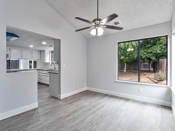 5th image of 2244 N Prospect Ave
