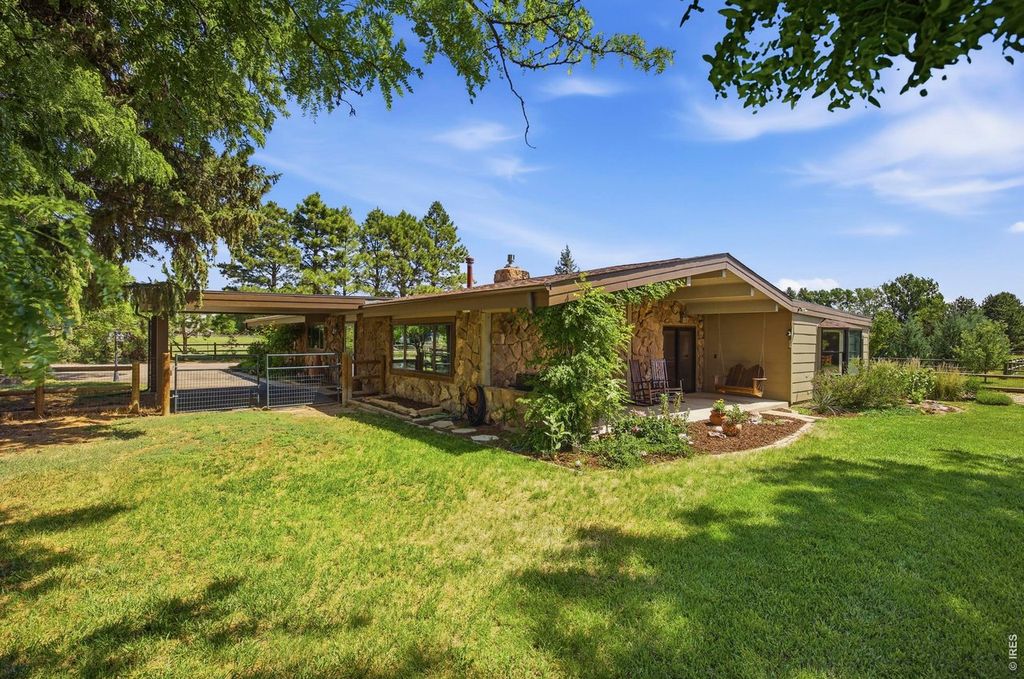 400 Ridgewood Ct