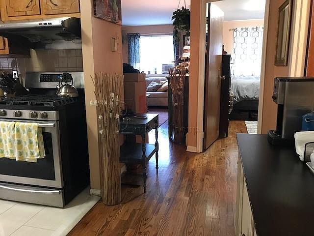 2nd image of 3042 38th St #1