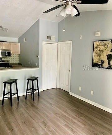 5th image of 8939 LATREC AVENUE #1307