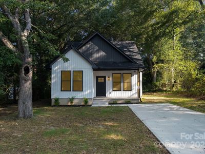 1210 W Mauney Ave, Gastonia, NC, 28052