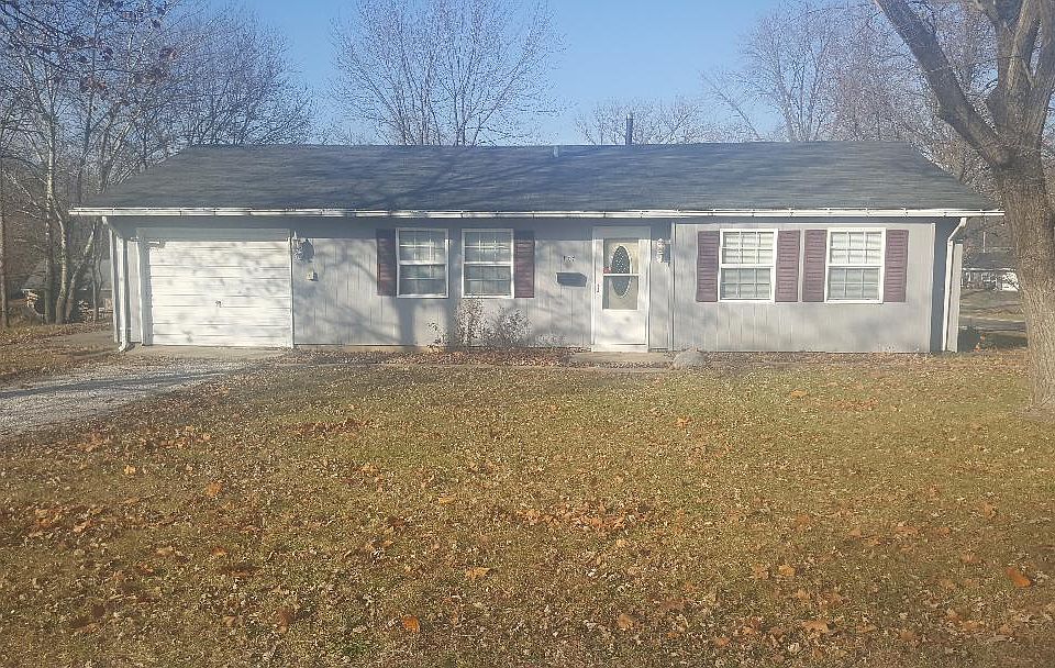 1st image of 807 Holiday Dr