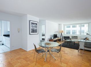 230 W 55th St APT 30B, New York, NY 10019