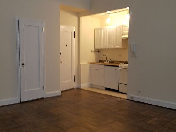 5th image of 107 E 82nd St APT 1B