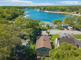 244 Lakeside Trl, Ridge, NY 11961