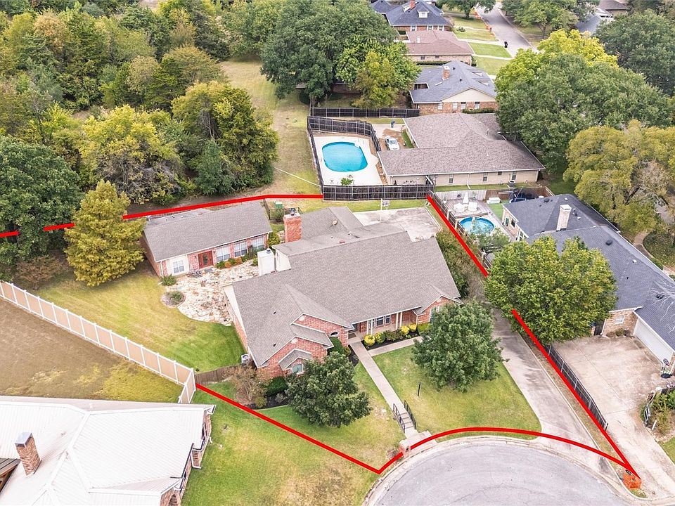 1st image of 6400 Creekside Dr