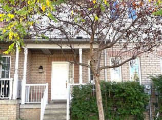 447 Hollandview Trl, Aurora, ON L4G7M6