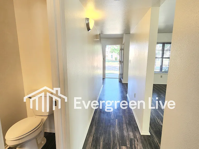 124 Raven Dr — Photo 5