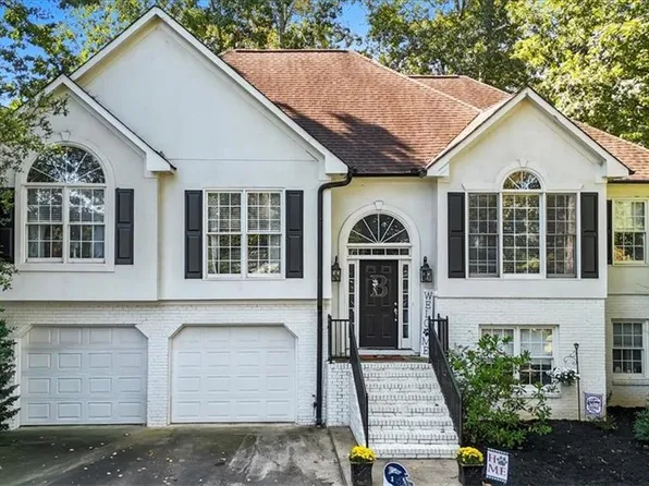 35 N Springs Way, Acworth, GA 30101