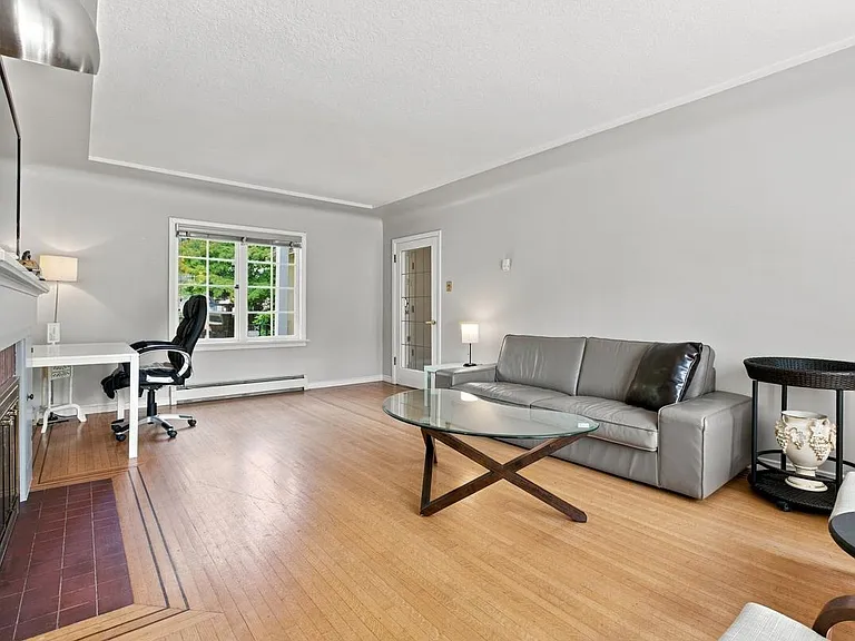5809 Granville St — Photo 3