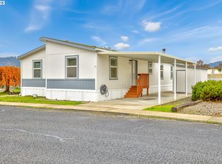 258 NW Bree Dr, Winston, OR 97496