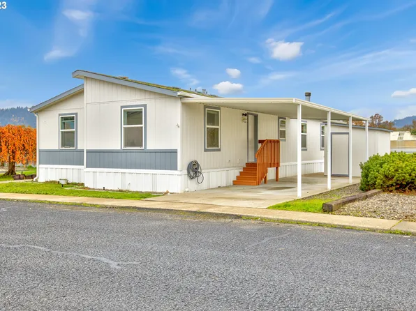 258 NW Bree Dr, Winston, OR 97496