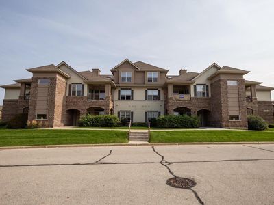 2955 West Drexel AVENUE #409, Franklin, WI, 53132
