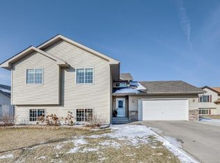 731 Harrison Dr, Big Lake, MN 55309