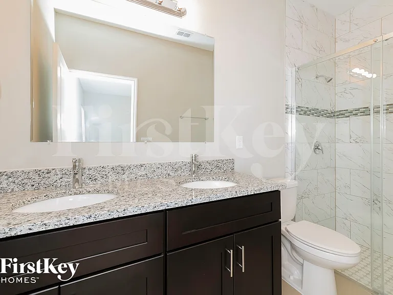 650 Hudson Valley Dr — Photo 12