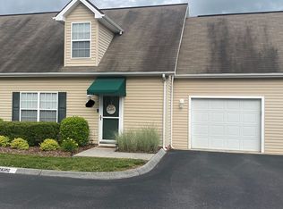 302 Stratford Ct, Gray, TN 37615