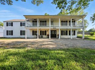 4031 SE 37th St, Topeka, KS 66605