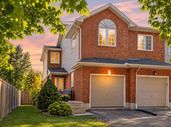 958 Markwick Cres, Ottawa, ON K4A 4J2