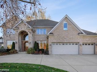 801 E Hickory Ave, Addison, IL 60101