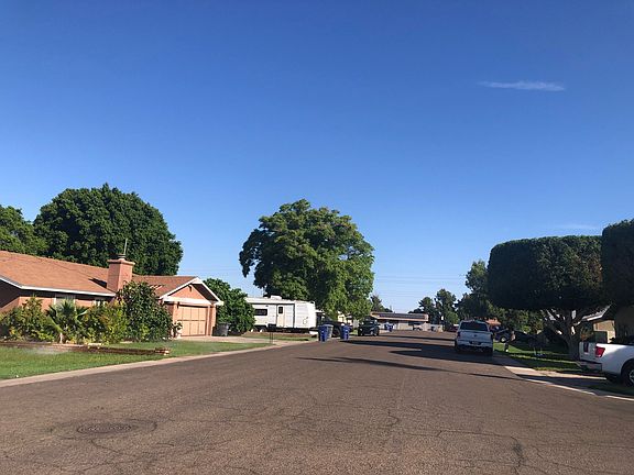 4th image of 1210 S 42nd Dr