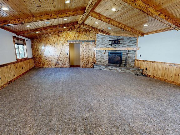 2nd image of 511 Clover Run Rd