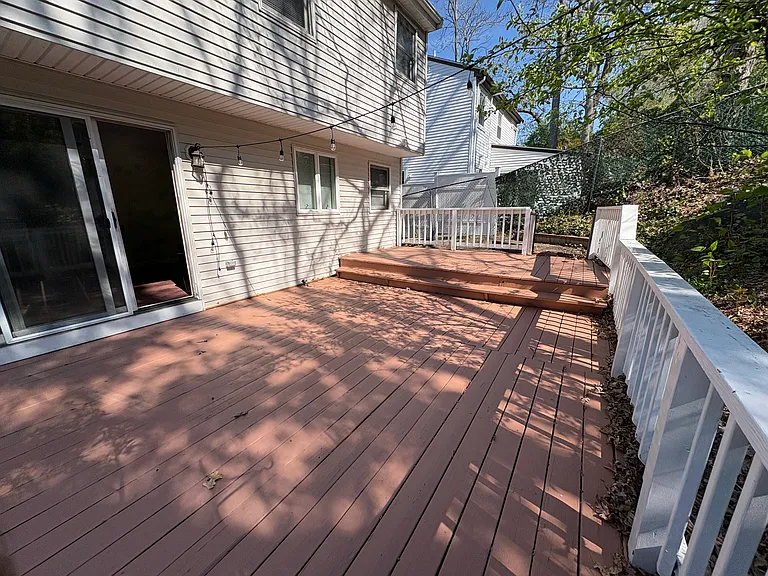 118 Montclair Ave — Photo 21