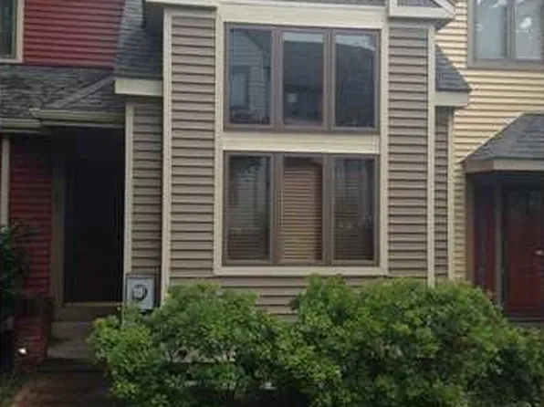 120 Cornhill Pl, Rochester, NY 14608