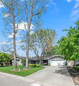 14912 Lipson Avenue, Visalia, CA, 93292