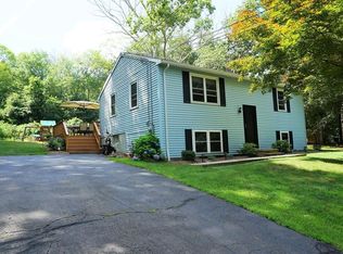 113 Town Farm Rd, Brookfield, MA 01506