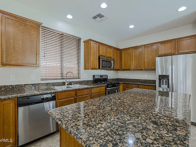 3551 E Tulsa St — Photo 6