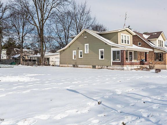 2nd image of 3703 Grandview Ave