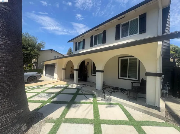 214 Devon Ave, Pleasant Hill, CA 94523