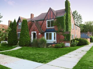 6017 Grayton St, Detroit, MI 48224