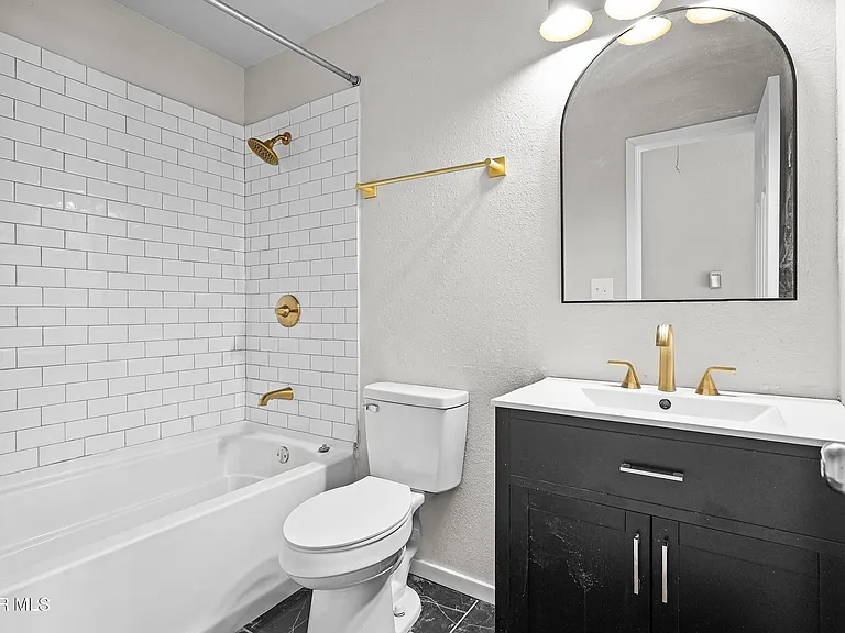 10720 Chert St — Photo 19